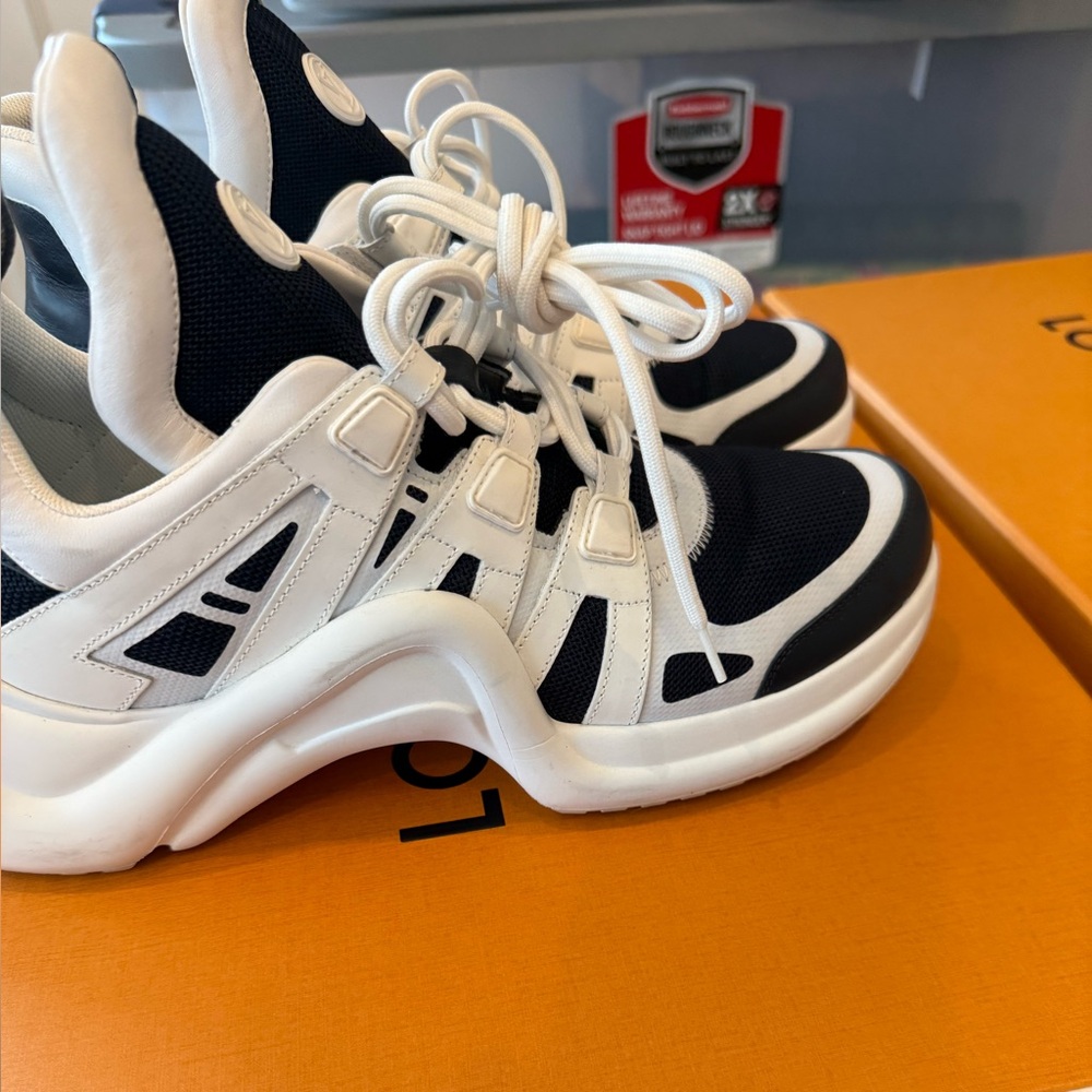 Louis Vuitton Black and White Sneakers - Picture 2 of 8
